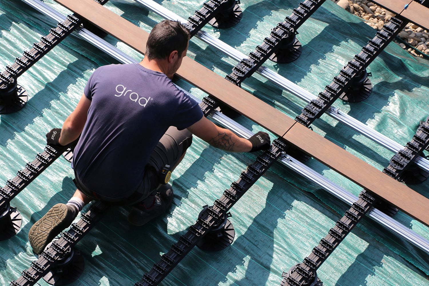 Unterkonstruktion mit grad System für die Terrasse