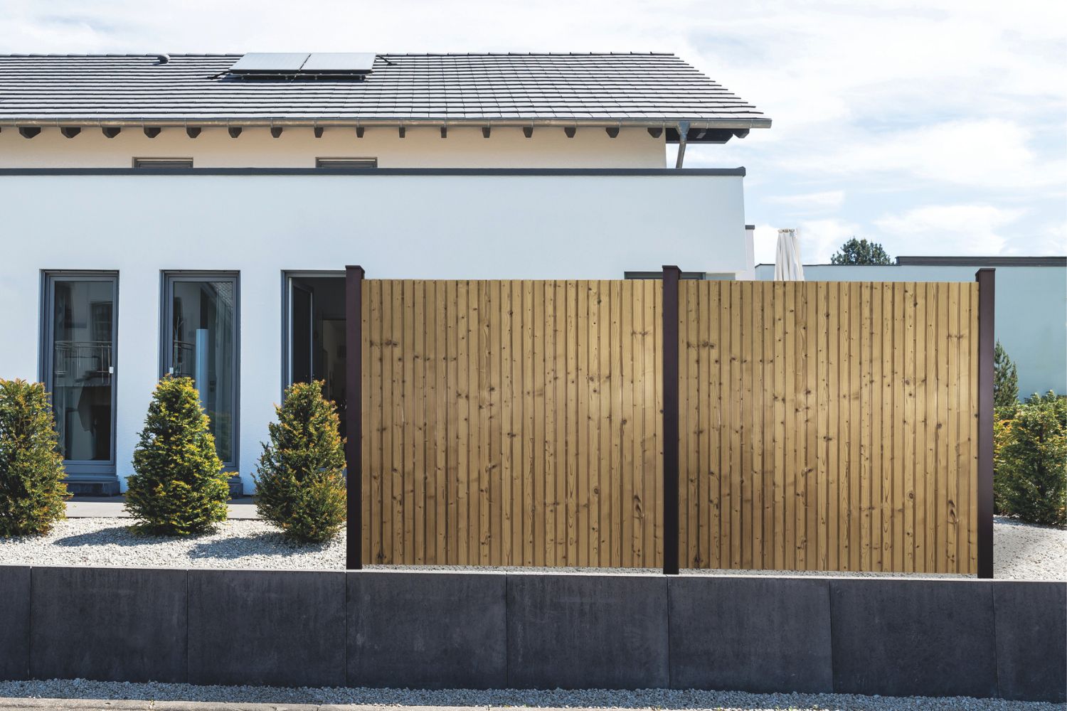 Nordstrand TMT Rhombuszaun mit senkrechten Latten